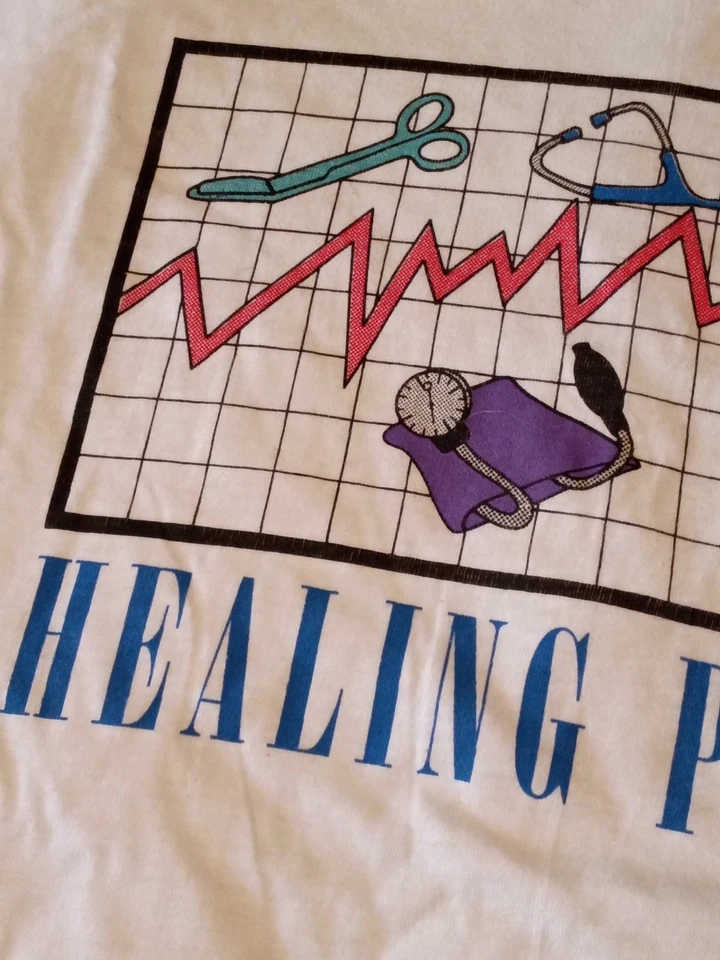 Camiseta De Colección Años 90 Oneita HEALING POWER Talla L Power-T Médico Enfermera Foto 2 de 4