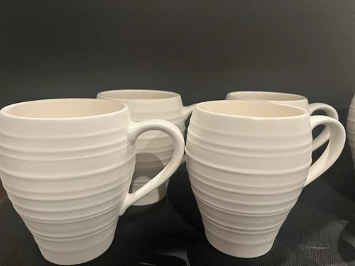 Mikasa Swirl White Mug Cup DJ100 Coffee Tea Mug Stoneware Set Of 4
