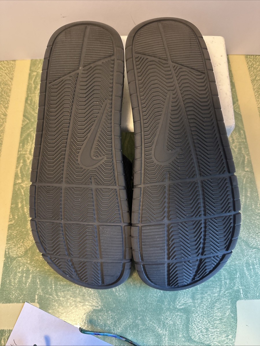 Nike BENASSI SOLARSOFT Slides Sandals Men display picture 2
