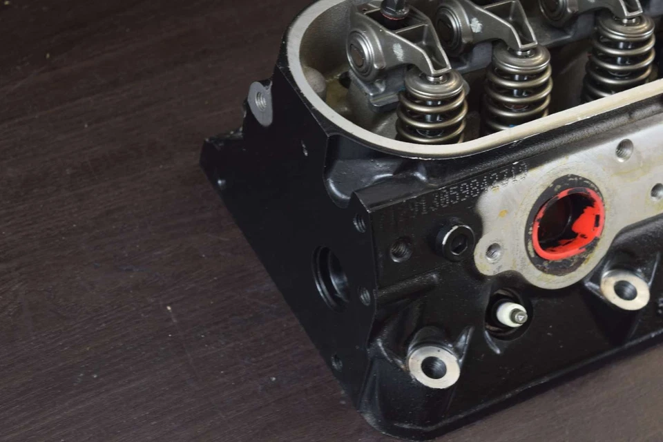 12570696 12552203 712913059842319 GM Aluminum Cylinder Head 6.0 L V8 - Image 4 of 4