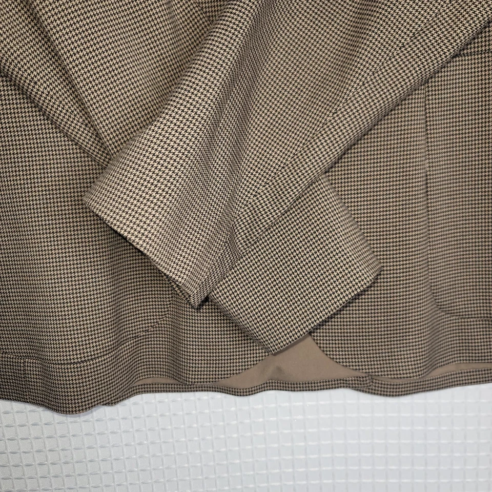 Chaqueta deportiva usada en excelente estado de colección Chaps para mujer talla 12 marrón claro dientes de perro muesca de botón Foto 4 de 4