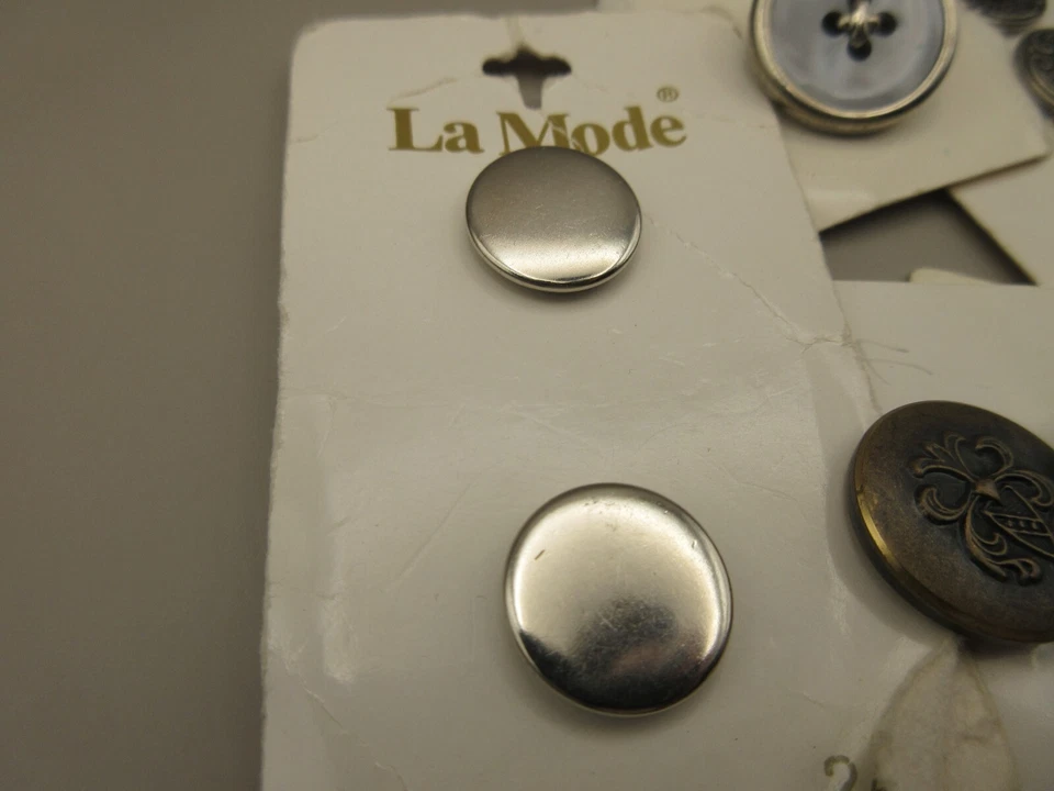 NOS VINTAGE Lot of (38) 1/2" METAL BUTTON Shank Flat Silver Antique Gold - Image 2 of 4