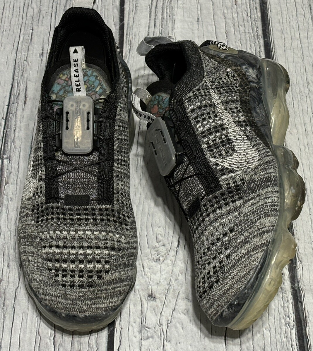 Nike Air VaporMax Flyknit 2020 Sneaker Men 8.5 Oreo Running Nike Air VaporMax Flyknit 2020 Sneaker Men 8.5 Oreo Running