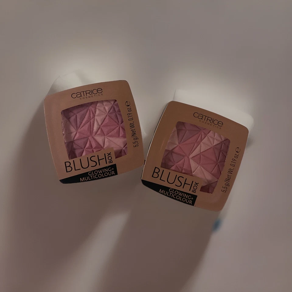 Lote de 2 Catrice Blush Box Brillantes Multicolor *020 It’s Wine O’clock - 0.19 Oz Foto 2 de 4