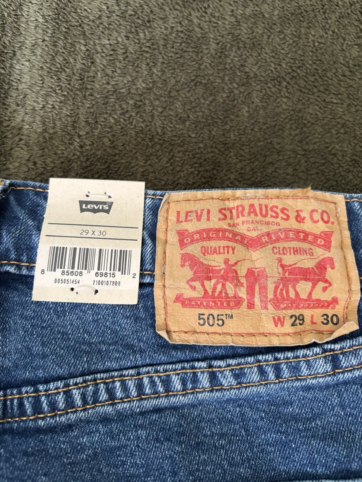 NWT Levi's Men's Jeans 505 Regular Fit 29x30 Medium Blue thumbnail 7