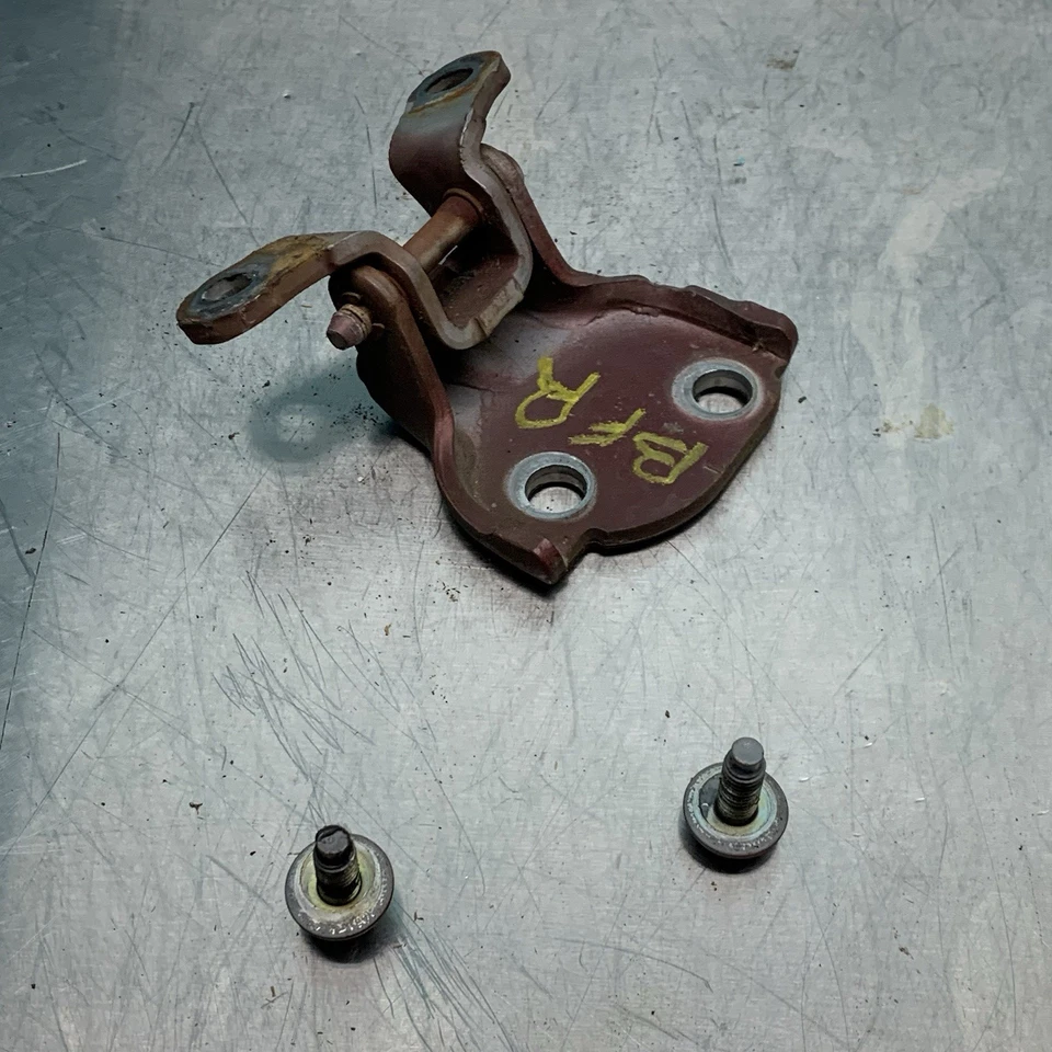 Honda, Acura Hinge A Front Door Left Upper Or Right Lower Used OEM - Image 2 of 4