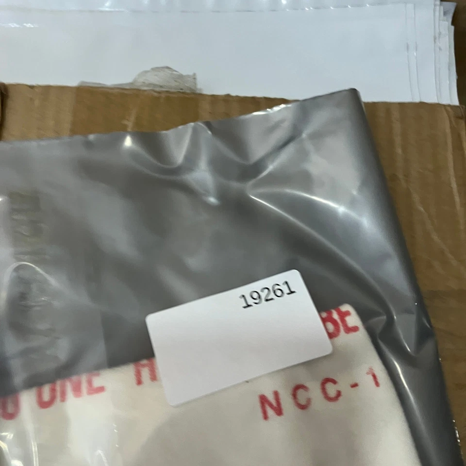 Star Trek Shirt Boys Size S 6/7 White Red Ringer 1966 Graphic Tee Retro Sci-Fi - Image 4 of 4