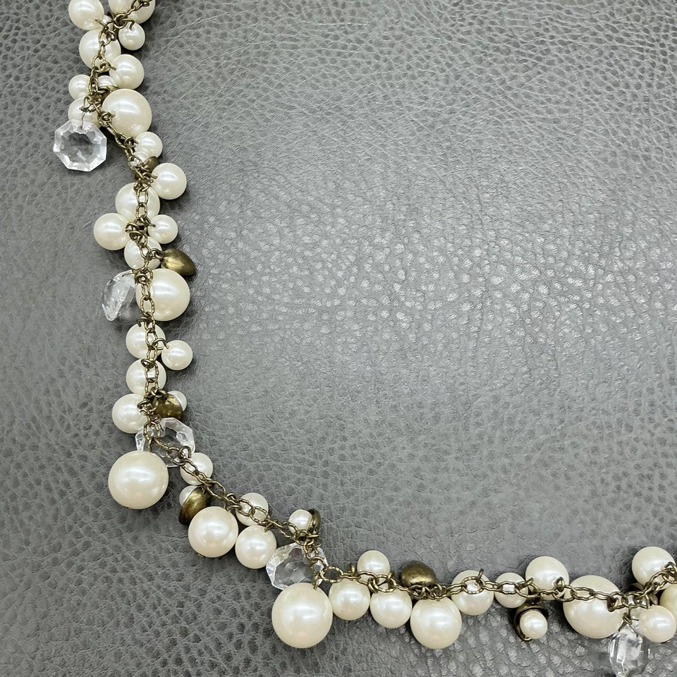 Chloe + Isabel Faux Pearl Crystal Necklace Gold Tone Chain Statement Beaded - Image 4 of 4
