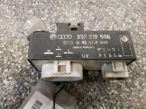 VW SHARAN 7M8, 7M9, 7M6 Lüfterrelais 357919506 2.80 Petrol 110kw 1997 33853530