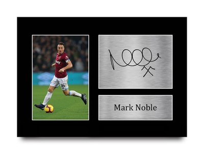Mark Noble signiert West Ham vorgedruckt Autogramm Foto Memorabilia Geschenk