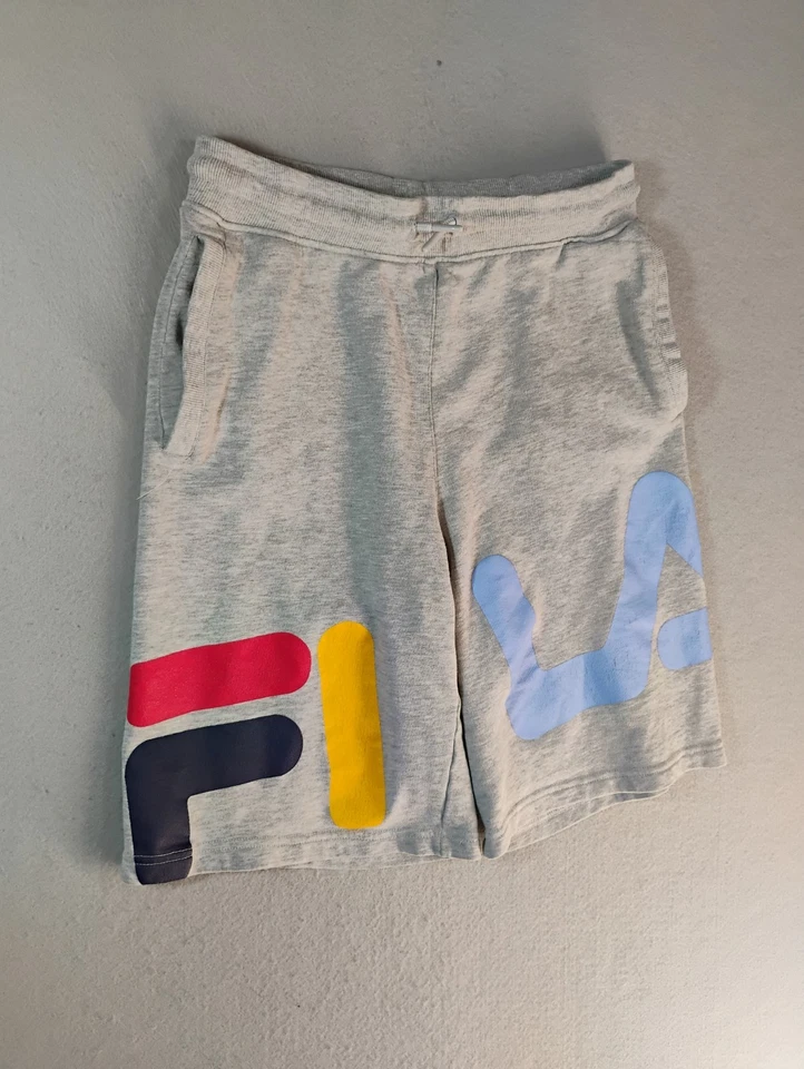 Шорты Fila молодежные размер XL серые с надписью на шнурке однотонные бермудские плоские спереди повседневные - Изображение 2 из 4