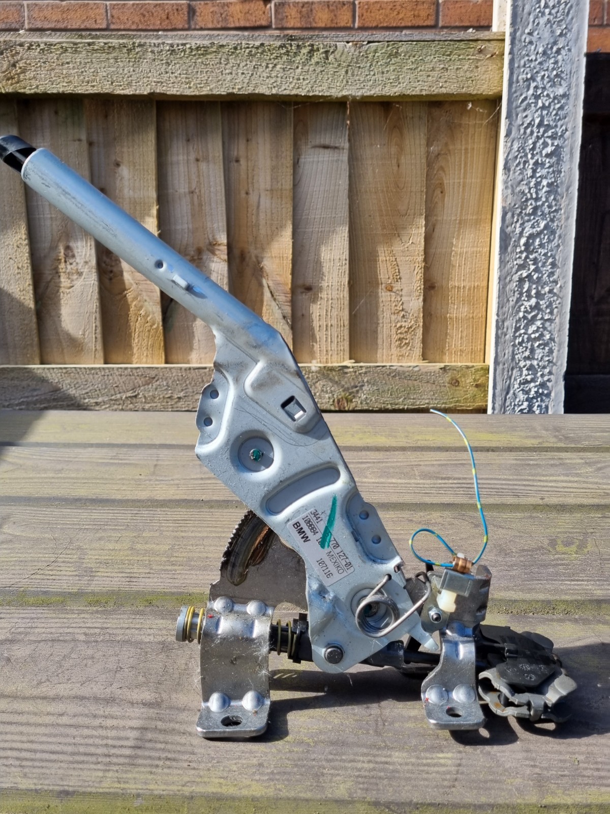 Picture 1 of 6