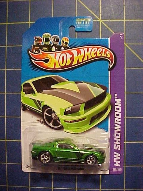 2ホットウィール カスタムマスタングSTHスーパートレジャーハントMUSTANG HOT WHEELS '07 FORD MUSTANG SUPER TREASURE HUNT! HW SHOWROOM