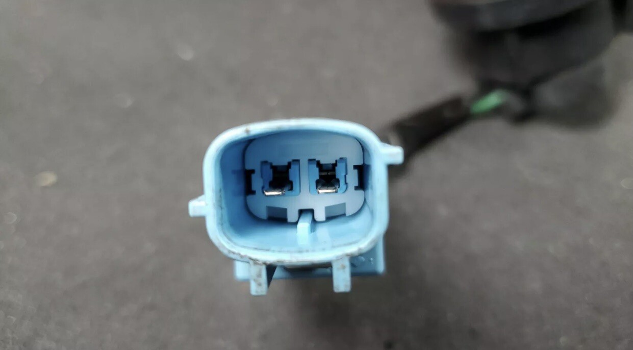 0104 Nissan Pathfinder Vacuum Switch Swirl Control Valve SPDB28111