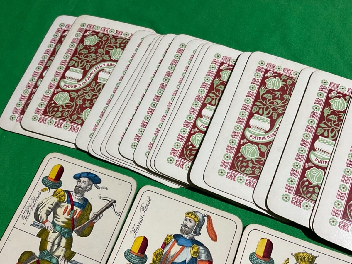 Where to buy Piatnik playing cards? : r/budapest