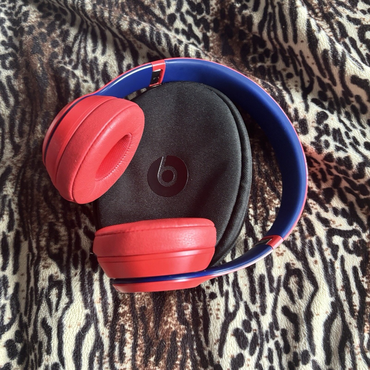 Beats by Dre Solo3 Club Collection On Ear Wireless Headphones