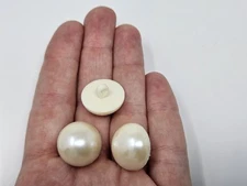 12 pcs VTG Ivory Pearl Shank Buttons Plastic Sewing Dress 19mm Round Domed Large