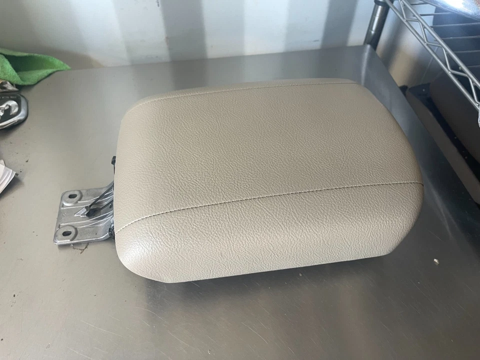 2007 - 2012 Hyundai Veracruz центральной консоли крышка подлокотника кожи бежевый OEM - Изображение 4 из 4