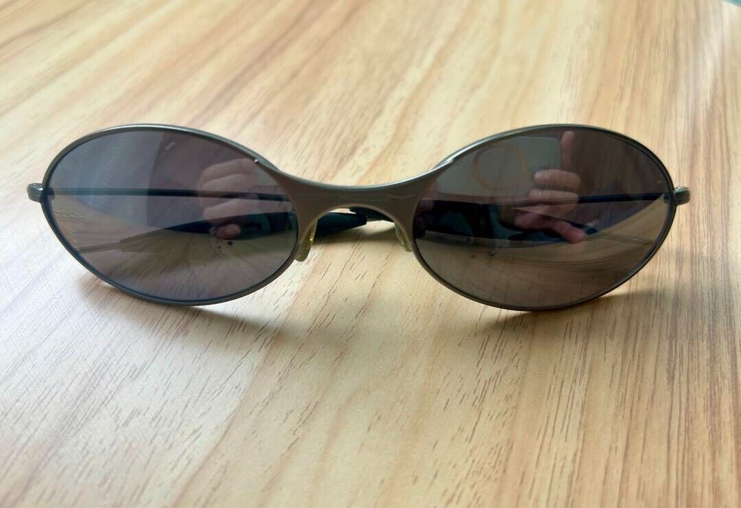 OAKLEY e wire 90's original Lens: Mirror type Vintage OAKLEY e wire 90's original Lens: Mirror type Vintage