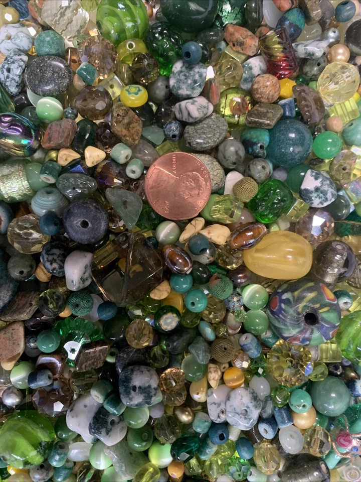 Beautiful Green/yellow Glass Bead Mix Vintage - Modern 7+ Oz( Over 350 Beads) - Image 4 of 4