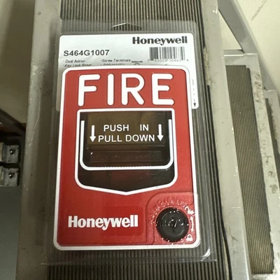 Honeywell S464G1007 Manual Pull Station Fire Detection Signal Alarm - Image 1 of 4