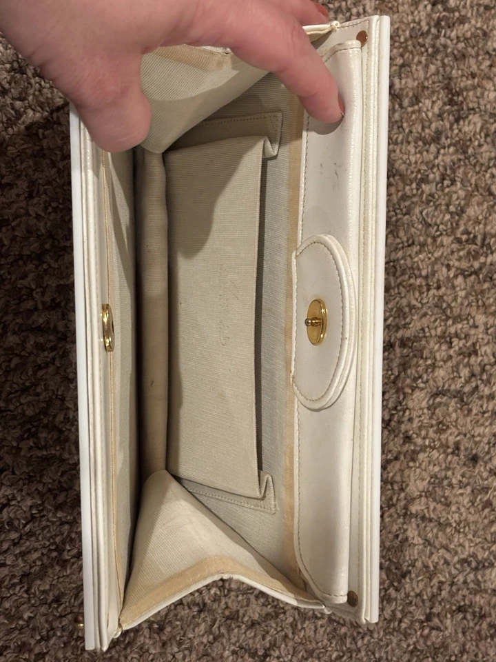 Bolso de mano vintage mod de plástico blanco Foto 4 de 4