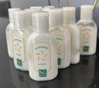20 Quality Inn Q-shower  LOTION
