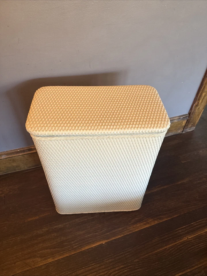 MCM Redmon Wicker Woven Laundry Clothes Hamper Basket With Lid 24” Cream - Image 2 of 4