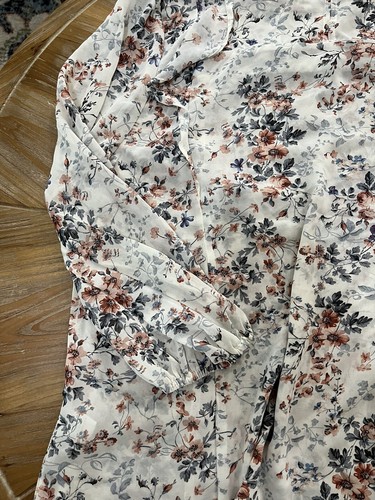 Hayden Los Angeles Blouse Medium Floral Polyester - Picture 3 of 8