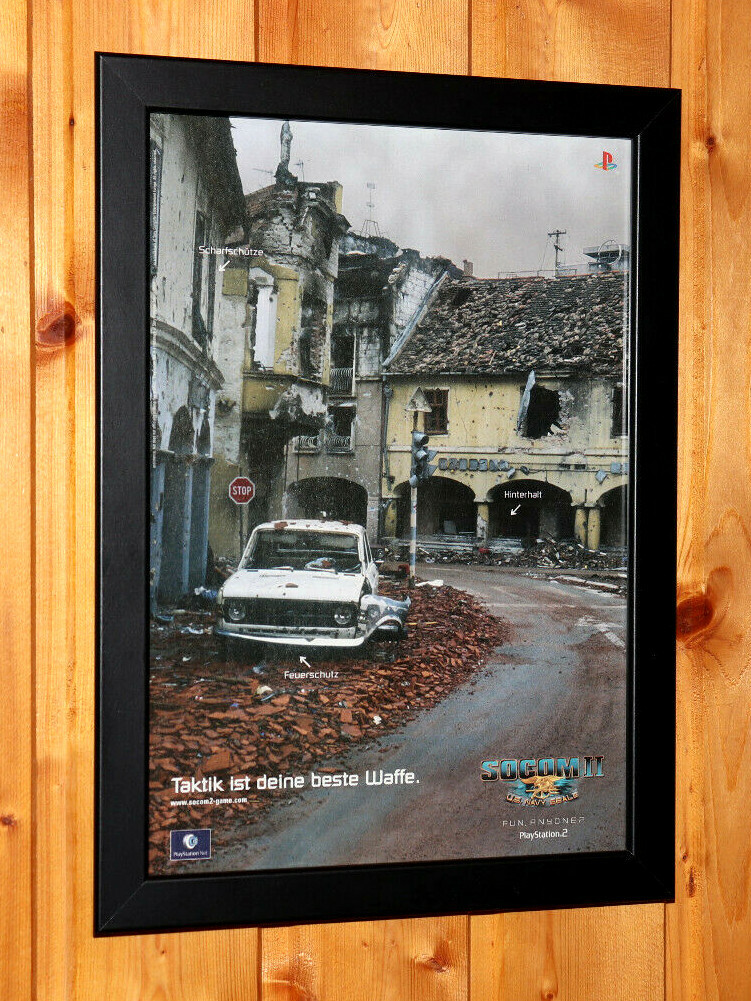 SOCOM II 2 U.S. Navy SEALs / Póster pequeño oscuro / Página de anuncio antigua enmarcada PS2 Xbox 