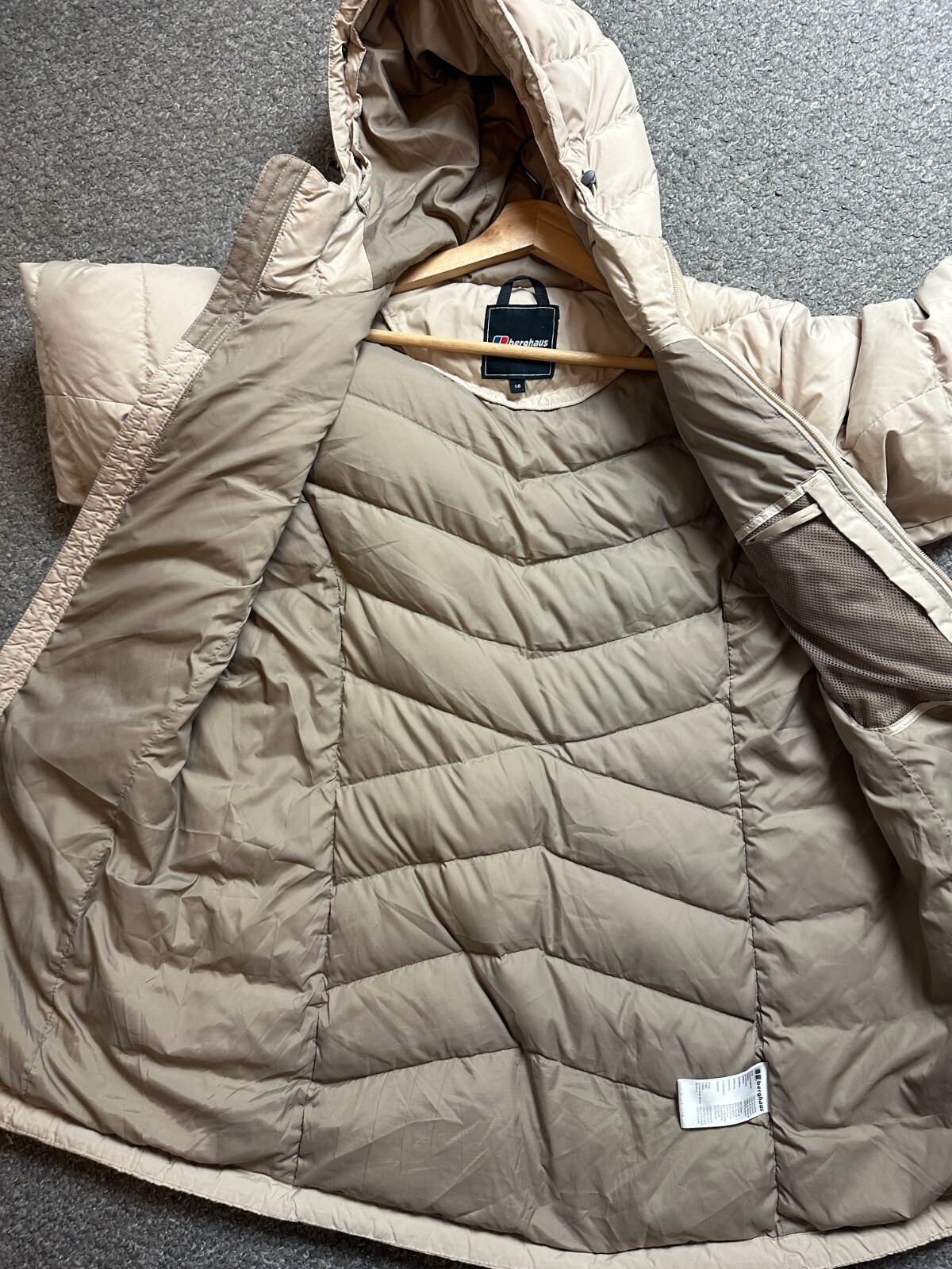 Berghaus Womens Down Fill Insulated Long Puffer Jacket Coat Beige Size