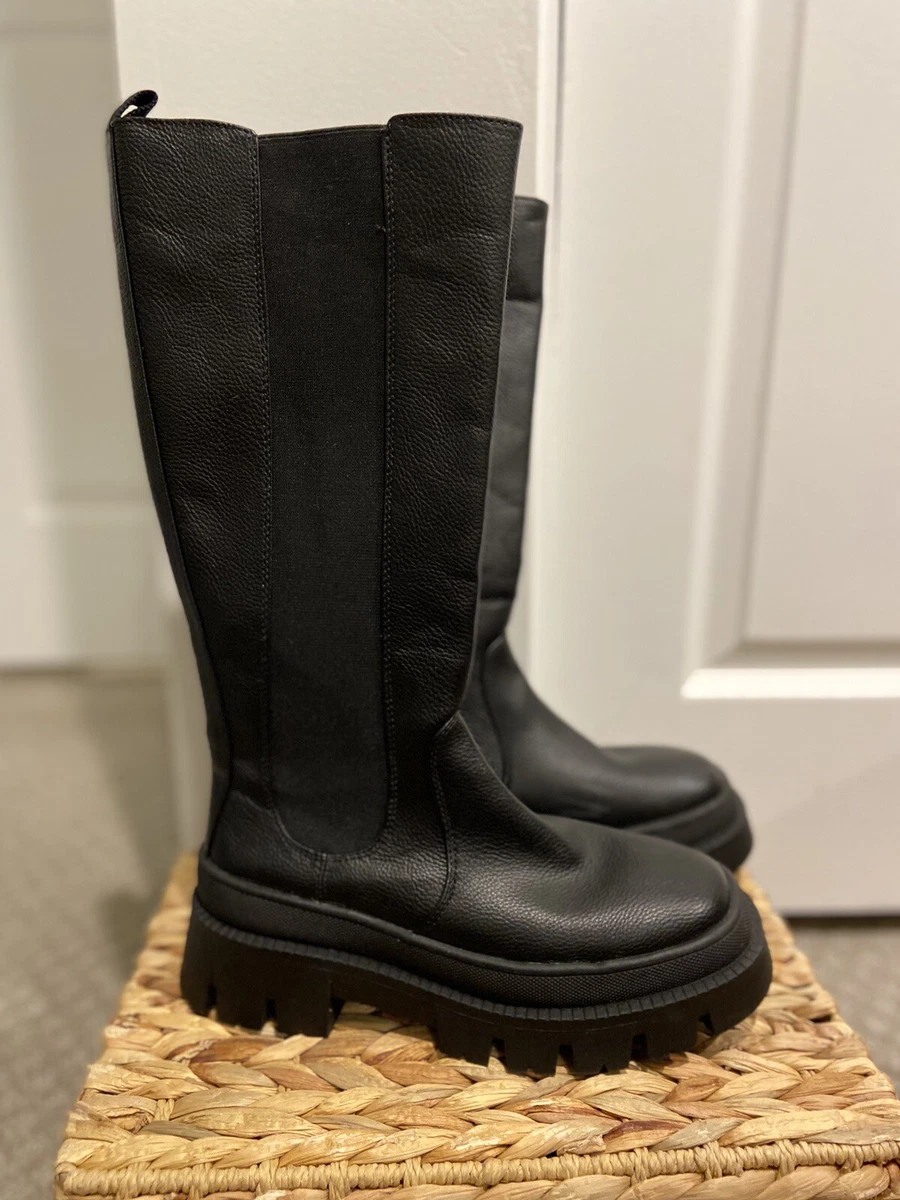 Chunky square toe best sale boots