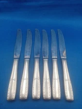 Lot of 6 Providence PLAZA TRADITION Stainless Dinner Knives 8 1/2"