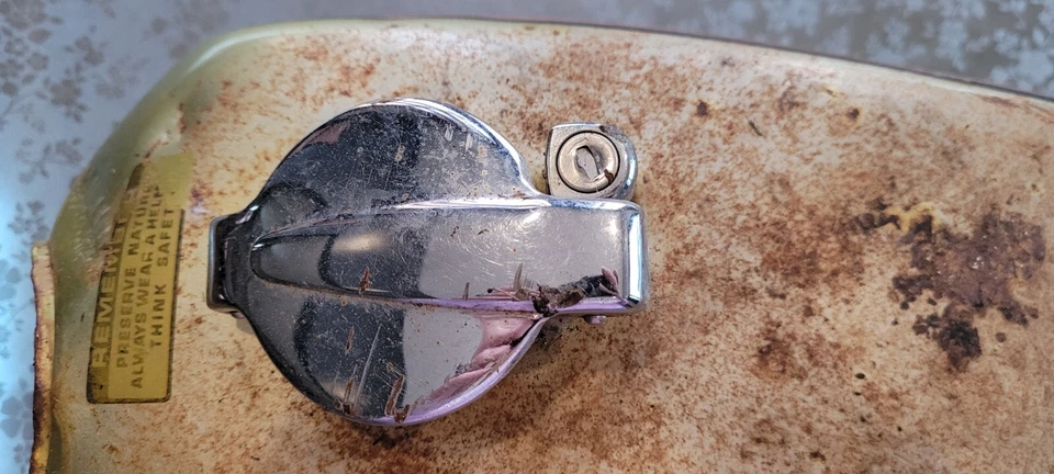 Depósito de tanque de combustible gasolina CL 350 Scrambler vintage OEM Honda CL350 Foto 3 de 4