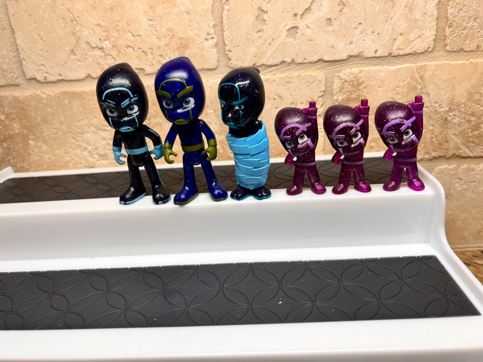 Disney PJ Masks Ninjalinos Stacking Figures Glitter Purple And Blue