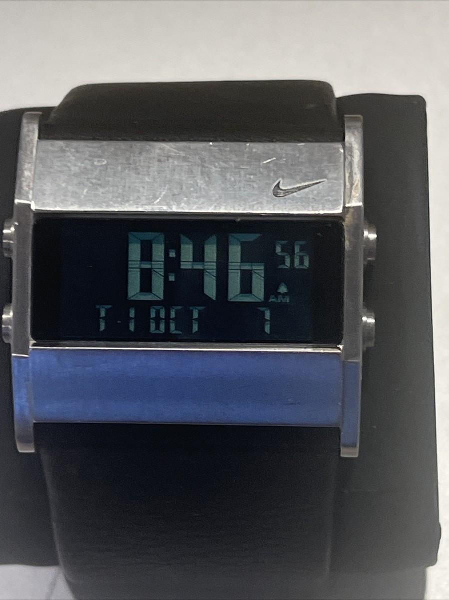 Rare-Brand New Nike Oregon Series Square Digital Black Rare-Brand New Nike Oregon Series Square Digital Black