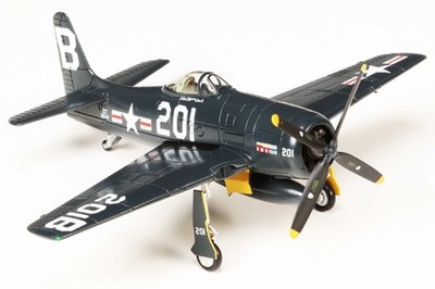 SkyMax 1/72 F8F Bearcat White 201 The Fighter Collection