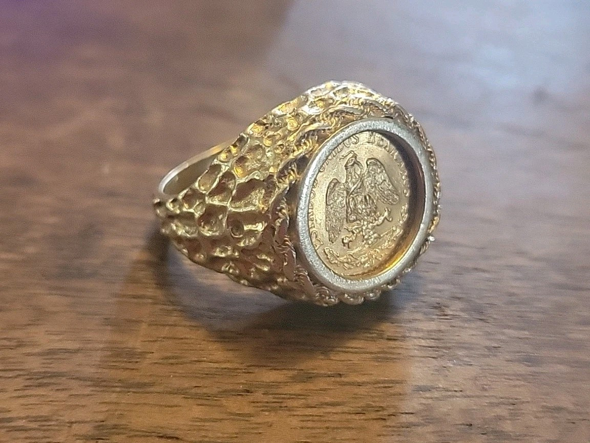 Vintage 14K Yellow Gold Mexican DOS PESOS 90% Gold Coin Ring