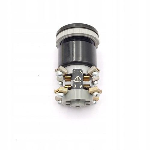 Botón de control sin marca INTERRUPTOR CON GOMA DDR 6A 380V negro - Imagen 2 de 9