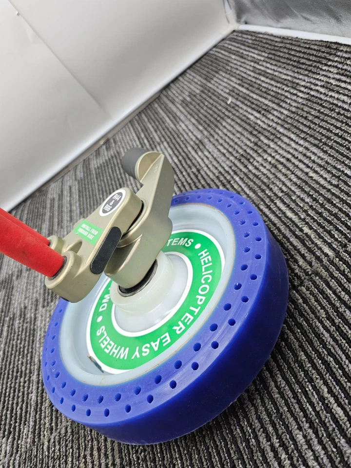 Rueda de helicóptero Easy Wheels estándar duradera para Robinson R44 y R66 Foto 2 de 4