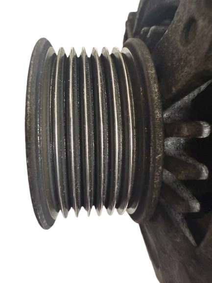 2012 Honda CR-V OEM генератор переменного тока Denso CS153 TN104210-1530 — на запчасти/восстановление - Изображение 2 из 3