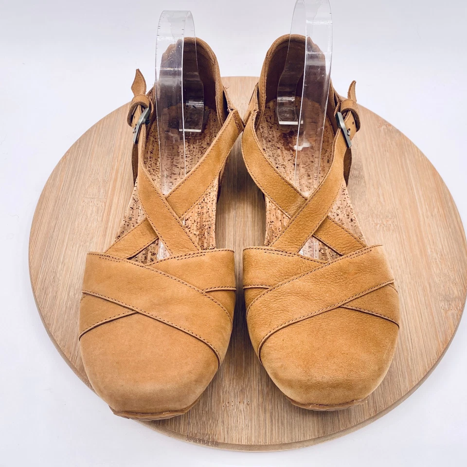 Teva Mahonia Sandals Womens 10 Tan Leather Criss Cross Strap Flats Buckle - Image 2 of 4