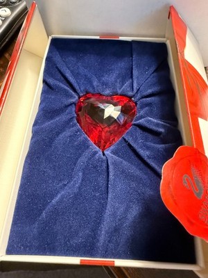 Swarovski RED Heart Paperweight Figurine Renewal Gift Boxed, Paperwork, MINT