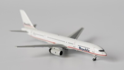 NG Model Boeing 757-200 Republic ''Classic'' N602RC 1:400 Modellflugzeug