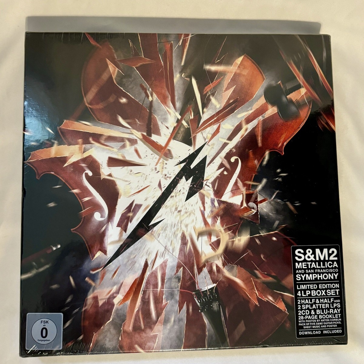 洋楽 llica/S&M2 Deluxe Box 4LP+CD+Blu-ray Amazon.com: S&M2 (Deluxe Box)(4LP)(2CD)(1 Blu-ray): CDs & Vinyl