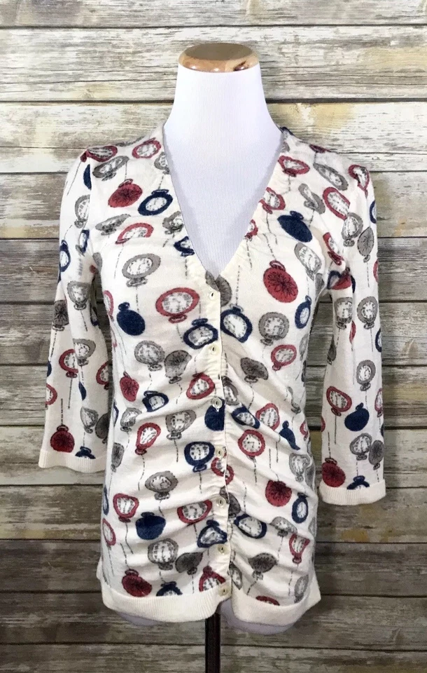 Cardigã Anthropologie Campo Flor Carrapato Relógio Botão M RARO Excelente - Imagem 2 de 4