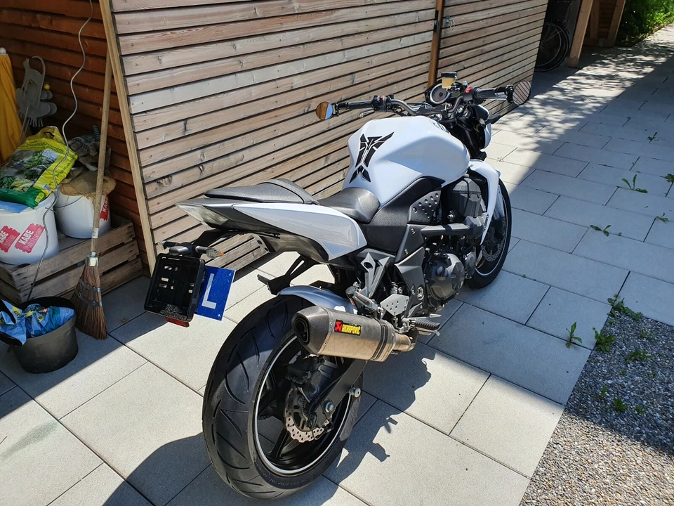 Kawasaki z750 - Bild 2 von 4