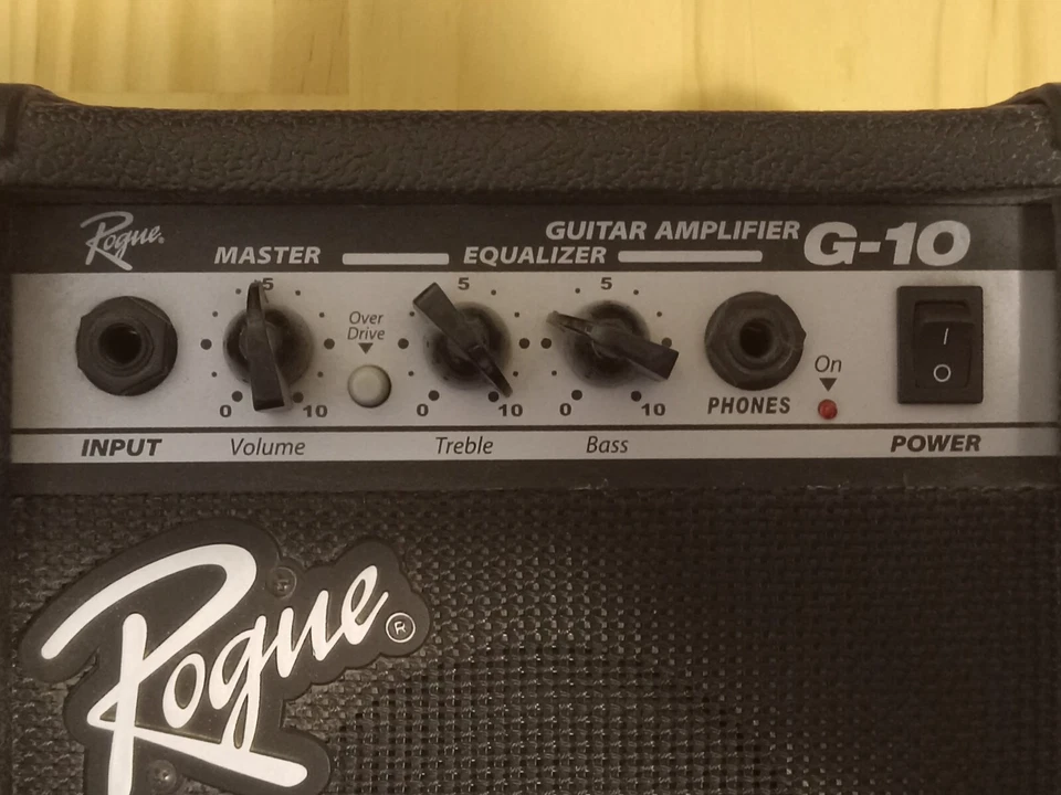 Rogue G10 10W 1x5吉他组合扩音器黑色 — 第 2/4 张图片