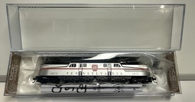 Bachmann N Scale PRR Pennsylvania GG1 Locomotive DCC/Sound Engine #4872