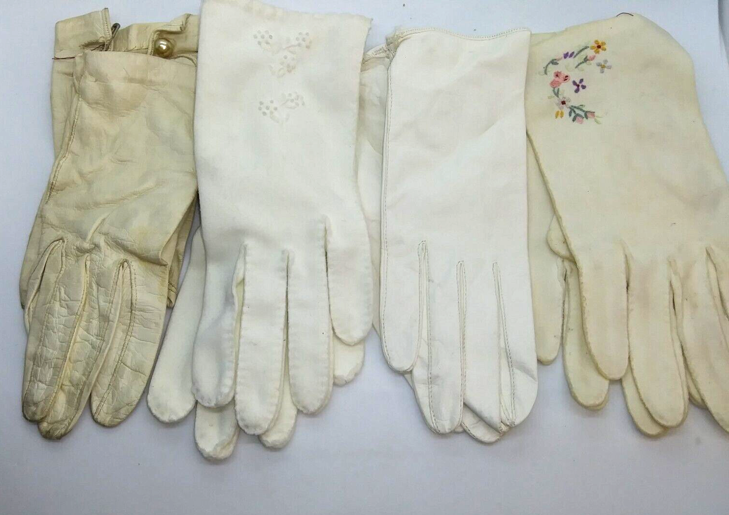 4 Vintage Pairs Women's dress glovesWhite2 Cotton 2 LeatherCostume